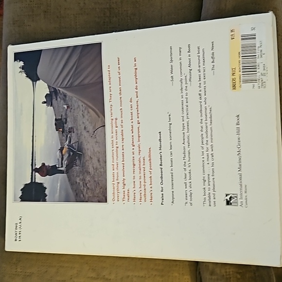 Outboard Boater's Handbook. EUC - Picture 4 of 4